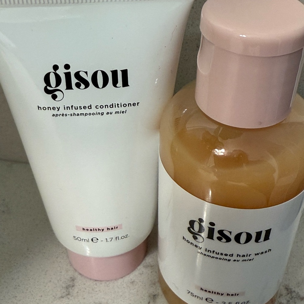 Gisou Honey Infused Hair Wash and Conditioner Set - Pink and White